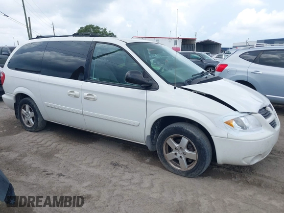 2006 Dodge Grand Caravan SXT z VIN 2D4GP44L56R908659, wystawiony jako IAAI lot #42382993 z przebiegiem 141 088 mil mil oraz . Historia ofert i sprzedaży dostępna na DreamBid. Obrazek 1.
