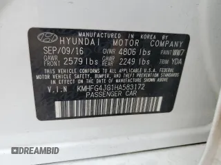 2017 Hyundai Azera z VIN KMHFG4JG1HA583172, wystawiony jako Copart lot #51074885 z przebiegiem 118 667 mil mil oraz Czysty tytuł • Clean title. Historia ofert i sprzedaży dostępna na DreamBid. Obrazek 12.