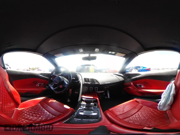 2017 Audi R8 z VIN WUAVACFX0H7903232, wystawiony jako IAAI lot #42247728 z przebiegiem 74 755 mil mil oraz . Historia ofert i sprzedaży dostępna na DreamBid. Obrazek 18.