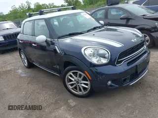 2016 MINI Countryman S with VIN WMWZC5C51GWU00561, listed as a IAAI auction lot 42298662 with 106,295 mi miles and . Bid and sale history available at DreamBid. Image 1.