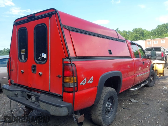 2006 GMC Sierra 2500HD SLT with VIN 1GTHK29D86E253125, listed as a IAAI auction lot 42585093 with 216,949 mi miles and . Bid and sale history available at DreamBid. Image 4.