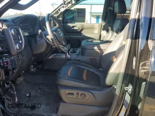 2022 GMC Sierra 1500 with VIN ME7702, listed as a Copart auction lot 77133414 with 40,336 mi miles and Salvage Title. Bid and sale history available at DreamBid. Image 7.