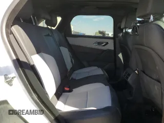 2024 Land Rover Range Rover Velar Dynamic SE z VIN SALYL2EX4RA385218, wystawiony jako Copart lot #77128914 z przebiegiem 9 836 mil mil oraz Szkoda całkowita • Salvage title. Historia ofert i sprzedaży dostępna na DreamBid. Obrazek 11.