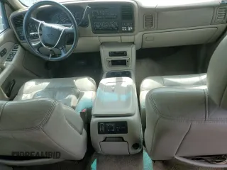 2002 Chevrolet Suburban LT with VIN 1GNFK16Z52J308107, listed as a Copart auction lot 75179084 with 0 mi miles and Salvage Title. Bid and sale history available at carsss.com. Image 8.