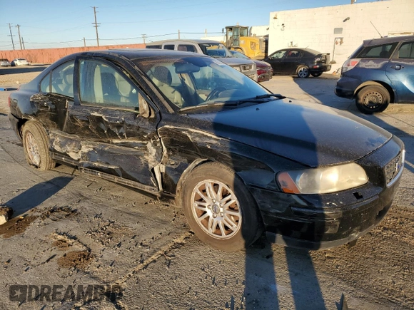 2005 Volvo S60 with VIN YV1RS612X52435120, listed as a Copart auction lot 87970165 with 254,328 mi miles and Salvage title. Bid and sale history available at DreamBid. Image 4.