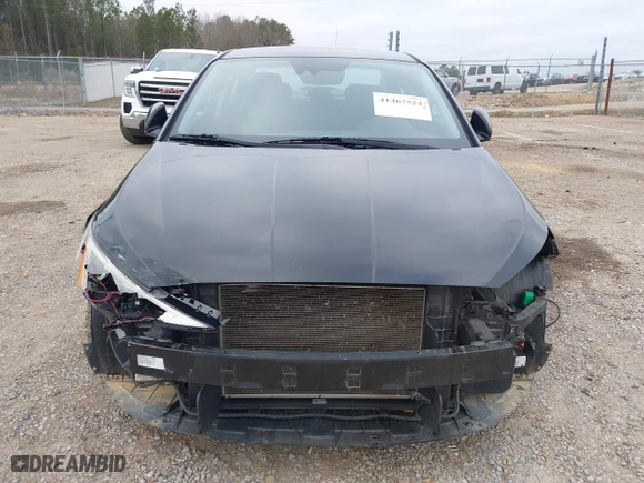 2019 Hyundai Elantra SEL with VIN 5NPD84LF3KH424053, listed as a IAAI auction lot 41467524 with 82,943 mi miles. Bid and sale history available at carsss.com. Image 13.