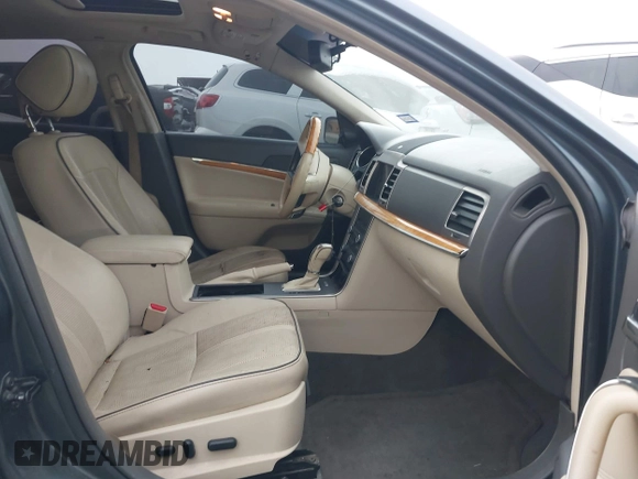 2012 Lincoln MKZ с VIN 3LNHL2GC1CR809142, выставлен на аукционе IAAI как лот 42395593 с пробегом 146 616 миль миль и . История ставок и продаж доступна на DreamBid. Изображение 5.