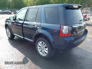 2011 Land Rover LR2 HSE z VIN SALFR2BN9BH235952, wystawiony jako IAAI lot #42489351 z przebiegiem 195 091 mil mil oraz . Historia ofert i sprzedaży dostępna na DreamBid. Obrazek 3.
