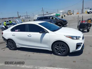 2021 Kia Forte GT-Line with VIN 3KPF34AD8ME284470, listed as a IAAI auction lot 42325550 with 40,600 mi miles and . Bid and sale history available at DreamBid. Image 14.