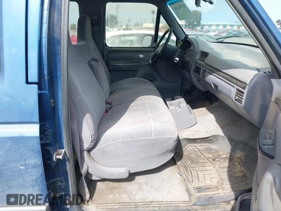 1994 Ford F-350 with VIN 1FTJW35K3REA09547, listed as a IAAI auction lot 41953364 with 211,299 mi miles and . Bid and sale history available at DreamBid. Image 5.