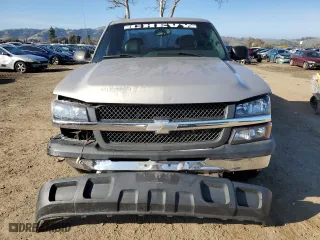 2006 Chevrolet Silverado 1500 LS with VIN 1GCEC19X86Z113816, listed as a Copart auction lot 44945075 with 153,592 mi miles and Non Repairable. Bid and sale history available at carsss.com. Image 5.