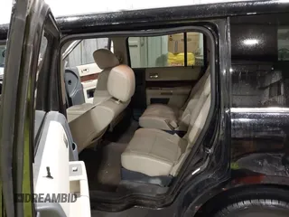 2009 Ford Flex SEL with VIN 2FMEK62CX9BA00914, listed as a IAAI auction lot 41462760 with 227,977 mi miles. Bid and sale history available at carsss.com. Image 8.