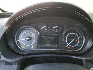 2016 Buick Regal Premium I z VIN 2G4GR5EX3G9162613, wystawiony jako Copart lot #84551874 z przebiegiem 106 427 mil mil oraz Szkoda całkowita • Salvage title. Historia ofert i sprzedaży dostępna na DreamBid. Obrazek 9.