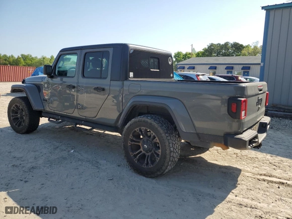 2021 Jeep Gladiator Willys with VIN 1C6HJTAG9ML542271, listed as a Copart auction lot 51947785 with 34,251 mi miles and Salvage Title. Bid and sale history available at carsss.com. Image 2.