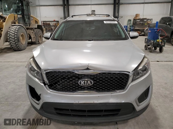2017 Kia Sorento LX with VIN 5XYPG4A31HG211014, listed as a Copart auction lot 82358694 with 153,275 mi miles and Salvage Title. Bid and sale history available at carsss.com. Image 5.