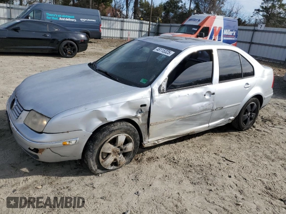 2004 Volkswagen Jetta GLS with VIN 3VWSR69M24M123449, listed as a Copart auction lot 48115325 with 302,443 mi miles and Salvage title. Bid and sale history available at DreamBid. Image 1.