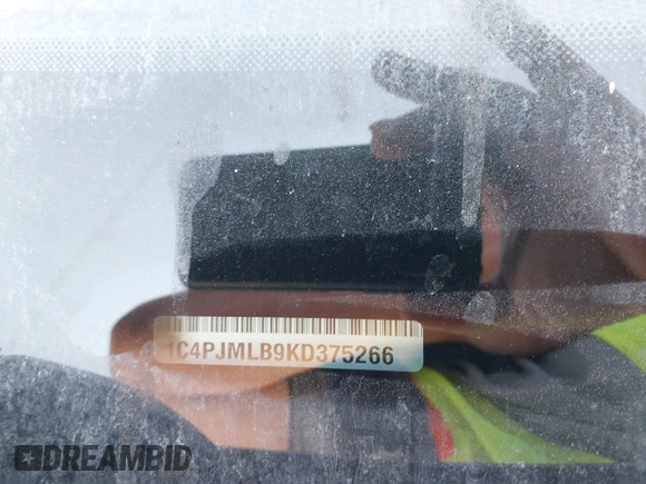 2019 Jeep Cherokee Latitude Plus с VIN 1C4PJMLB9KD375266, выставлен на аукционе IAAI как лот 41717636 с пробегом 69 415 миль миль и . История ставок и продаж доступна на DreamBid. Изображение 17.