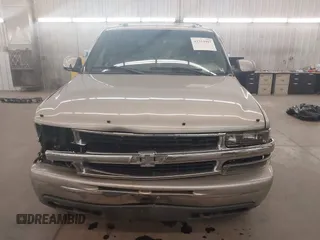 2004 Chevrolet Tahoe Z71 with VIN 1GNEK13Z94R252242, listed as a IAAI auction lot 42354997 with 240,719 mi miles and . Bid and sale history available at DreamBid. Image 13.