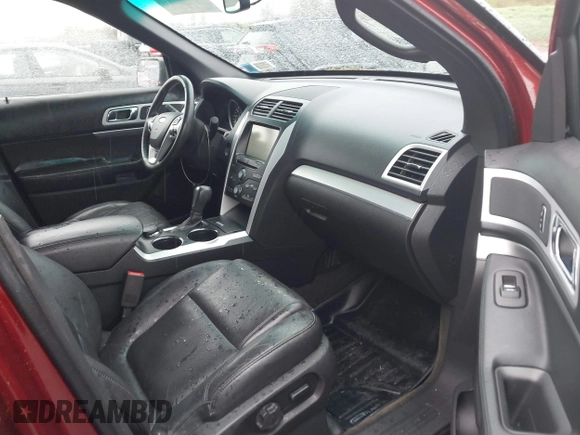2014 Ford Explorer XLT with VIN 1FM5K8D87EGA53514, listed as a IAAI auction lot 42176561 with 158,667 mi miles and . Bid and sale history available at carsss.com. Image 5.