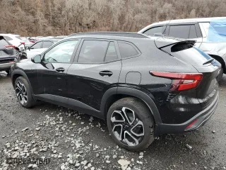 2025 Chevrolet Trax 2RS with VIN KL77LJEPXSC074316, listed as a Copart auction lot 48201365 with 838 mi miles and Salvage Title. Bid and sale history available at carsss.com. Image 2.