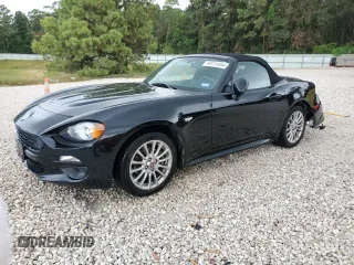 2017 FIAT 124 Spider Lusso z VIN JC1NFAEK8H0102434, wystawiony jako Copart lot #69212484 z przebiegiem 44 277 mil mil oraz Tytuł czysty. Historia ofert i sprzedaży dostępna na DreamBid. Obrazek 1.