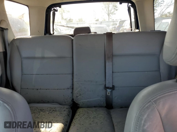 2007 Ford Escape XLT with VIN 1FMYU03117KC07213, listed as a Copart auction lot 75800064 with 0 mi miles and Non Repairable. Bid and sale history available at carsss.com. Image 10.