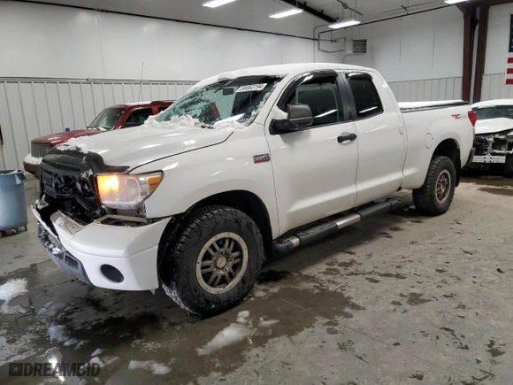 2011 Toyota Tundra 4WD Truck with VIN 5TFUY5F16BX208188, listed as a Copart auction lot 86063194 with 209,099 mi miles and Salvage Title. Bid and sale history available at carsss.com. Image 1.