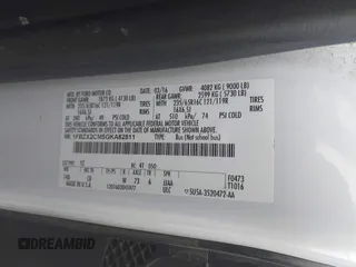 2016 Ford Transit Passenger XL z VIN 1FBZX2CM5GKA82811, wystawiony jako IAAI lot #41733437 z przebiegiem 31 959 mil mil oraz . Historia ofert i sprzedaży dostępna na DreamBid. Obrazek 9.