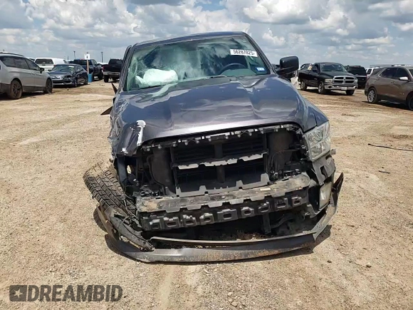 2018 Ram 1500 Express z VIN 1C6RR7KT8JS339244, wystawiony jako Copart lot #56287825 z przebiegiem 71 757 mil mil oraz Szkoda całkowita • Salvage title. Historia ofert i sprzedaży dostępna na DreamBid. Obrazek 13.