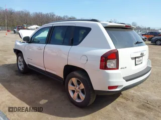 2016 Jeep Compass High Altitude with VIN 1C4NJDEB7GD662746, listed as a IAAI auction lot 41757184 with Not Provided miles and . Bid and sale history available at DreamBid. Image 3.