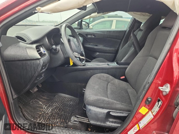 2018 Toyota C-HR XLE z VIN NMTKHMBX4JR007548, wystawiony jako Copart lot #59795215 z przebiegiem 91 407 mil mil oraz Szkoda całkowita • Salvage title. Historia ofert i sprzedaży dostępna na DreamBid. Obrazek 7.