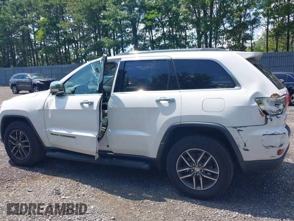 2017 Jeep Grand Cherokee Limited with VIN 1C4RJFBG5HC840867, listed as a IAAI auction lot 42662015 with 146,065 mi miles and . Bid and sale history available at DreamBid. Image 14.