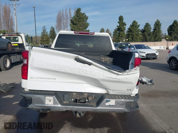 2022 Chevrolet Silverado 1500 LT with VIN 1GCPDDEK5NZ503949, listed as a IAAI auction lot 41676189 with 58,496 mi miles and . Bid and sale history available at DreamBid. Image 17.