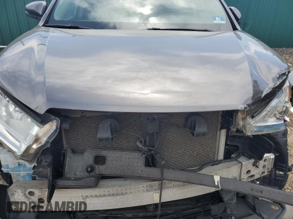 2018 Toyota Highlander LE with VIN 5TDBZRFH5JS824574, listed as a Copart auction lot 57248455 with 123,799 mi miles and Clean title. Bid and sale history available at DreamBid. Image 12.