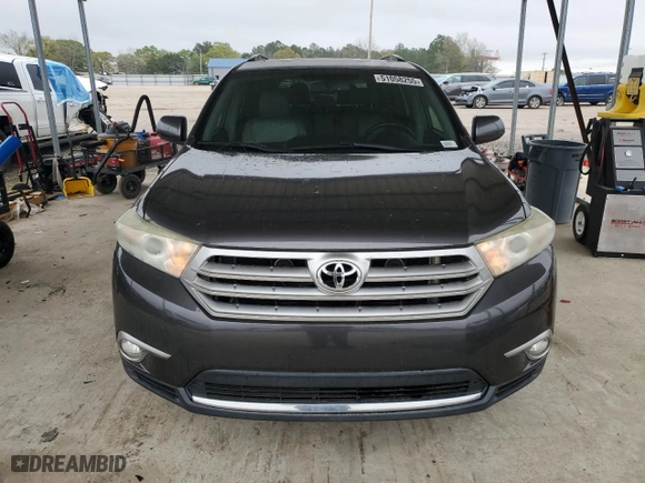 2013 Toyota Highlander with VIN 5TDZK3EH4DS106486, listed as a Copart auction lot 51058255 with 127,510 mi miles and Salvage Title. Bid and sale history available at carsss.com. Image 5.