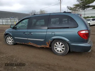 2005 Chrysler Town & Country Touring with VIN 2C4GP54L75R190582, listed as a Copart auction lot 69073993 with 211,299 mi miles and Clean Title. Bid and sale history available at carsss.com. Image 2.
