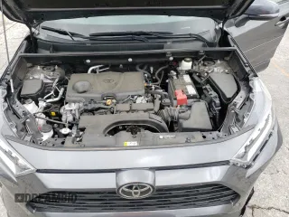 2021 Toyota RAV4 XLE Premium with VIN 2T3C1RFV5MC132613, listed as a Copart auction lot 59690715 with 15,491 mi miles and Salvage title. Bid and sale history available at DreamBid. Image 12.