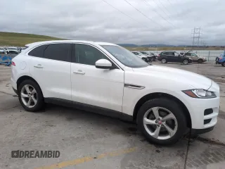 2019 Jaguar F-Pace 25t z VIN SADCS2FX0KA602177, wystawiony jako Copart lot #54498345 z przebiegiem 91 122 mil mil oraz Szkody całkowita. Historia ofert i sprzedaży dostępna na DreamBid. Obrazek 4.