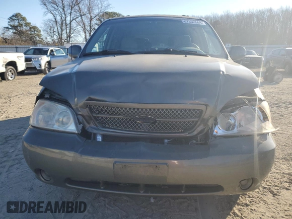 2005 Kia Sedona LX with VIN KNDUP132656738101, listed as a Copart auction lot 87332664 with 152,315 mi miles and Salvage Title. Bid and sale history available at carsss.com. Image 5.