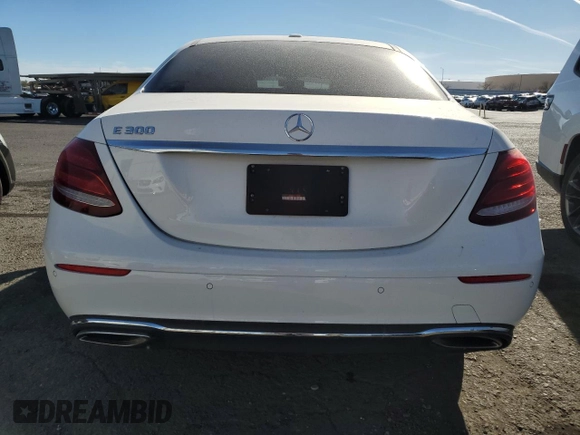 2019 Mercedes-Benz E-Class E 300 with VIN WDDZF4JB6KA509008, listed as a Copart auction lot 47536104 with 34,402 mi miles and Salvage Title. Bid and sale history available at carsss.com. Image 6.