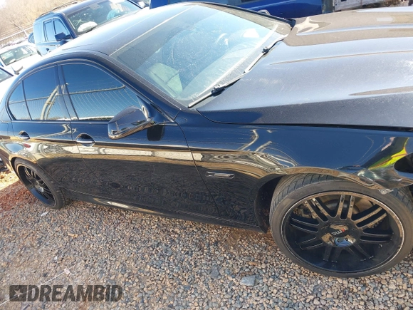 2013 BMW 5 Series 535i with VIN WBAFR7C57DC817337, listed as a IAAI auction lot 41265667 with 148,953 mi miles and . Bid and sale history available at DreamBid. Image 14.