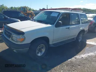 1999 Ford Explorer XLT with VIN 1FMZU34E5XZA25819, listed as a IAAI auction lot 42196784 with 178,704 mi miles and . Bid and sale history available at DreamBid. Image 2.