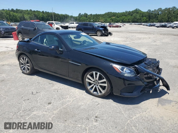 2019 Mercedes-Benz SLC 300 z VIN WDDPK3JA3KF160252, wystawiony jako Copart lot #57570755 z przebiegiem 6 471 mil mil oraz Szkoda całkowita • Salvage title. Historia ofert i sprzedaży dostępna na DreamBid. Obrazek 4.