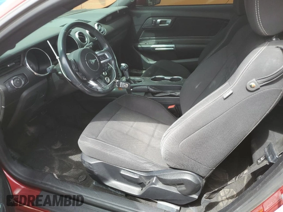 2018 Ford Mustang EcoBoost z VIN 1FA6P8TH1J5154751, wystawiony jako Copart lot #58478205 z przebiegiem 73 097 mil mil oraz Szkoda całkowita • Salvage title. Historia ofert i sprzedaży dostępna na DreamBid. Obrazek 7.