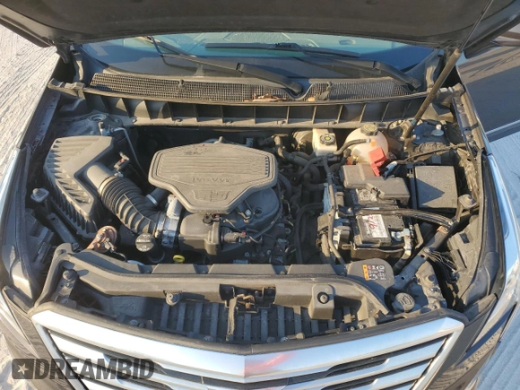 2017 Cadillac XT5 Luxury AWD z VIN 1GYKNDRSXHZ267282, wystawiony jako Copart lot #44536615 z przebiegiem Nie podano mil oraz Szkody całkowita. Historia ofert i sprzedaży dostępna na DreamBid. Obrazek 12.