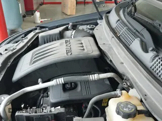 2014 Chevrolet Captiva Sport LS z VIN 3GNAL2EK9ES546563, wystawiony jako IAAI lot #43058779 z przebiegiem 171 269 mil mil oraz . Historia ofert i sprzedaży dostępna na DreamBid. Obrazek 12.