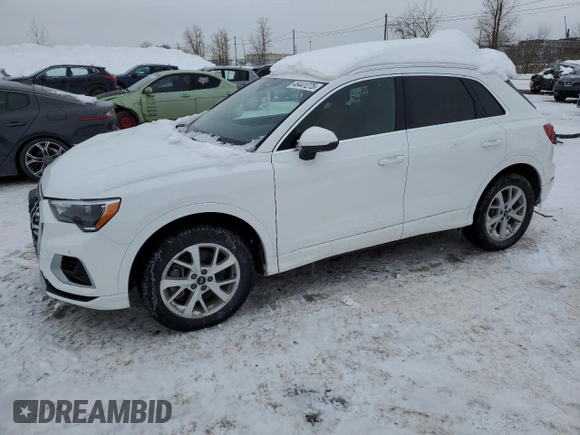 2022 Audi Q3 Premium Plus z VIN WA1BUCF30N1031471, wystawiony jako Copart lot #46441275 z przebiegiem 33 268 mil mil oraz Szkoda całkowita • Salvage title. Historia ofert i sprzedaży dostępna na DreamBid. Obrazek 1.