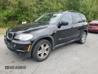 2012 BMW X5 35d z VIN 5UXZW0C54CL671377, wystawiony jako Copart lot #60936395 z przebiegiem 105 903 mil mil oraz Szkoda całkowita • Salvage title. Historia ofert i sprzedaży dostępna na DreamBid. Obrazek 1.