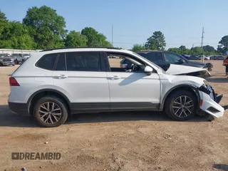 2021 Volkswagen Tiguan S с VIN 3VV1B7AX6MM110493, выставлен на аукционе IAAI как лот 42042818 с пробегом 49 745 миль миль и . История ставок и продаж доступна на DreamBid. Изображение 13.