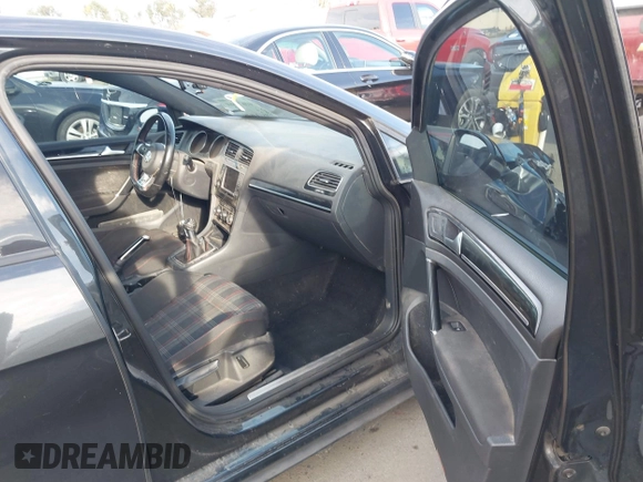 2017 Volkswagen GTI S z VIN 3VW547AU2HM023421, wystawiony jako IAAI lot #41673669 z przebiegiem 91 094 mil mil oraz . Historia ofert i sprzedaży dostępna na DreamBid. Obrazek 5.